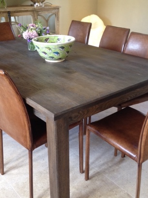 Joinery dining table